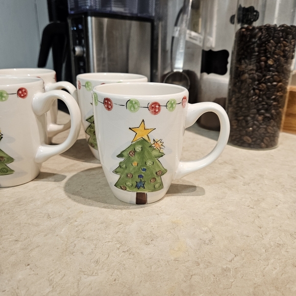 Tabletops gallery Button Christmas Tree Set of 4 Coffee Cups - Picture 2 of 6